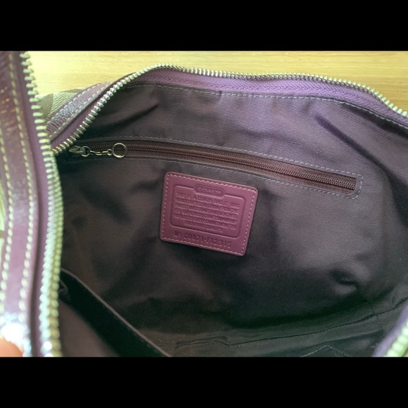 Coach Signature Patchwork Shoulder Bag – Like New - Picture 3 of 6